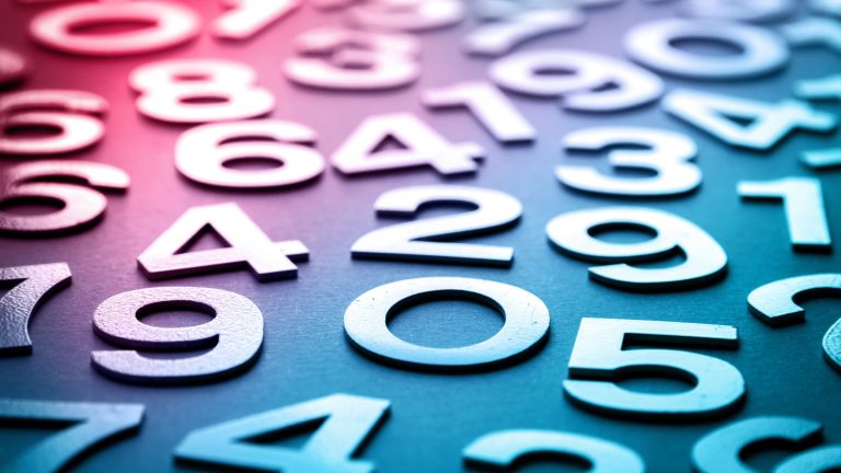 2555 รศ.ดร.จิราวัลย์ จิตรถเวช และคณะ