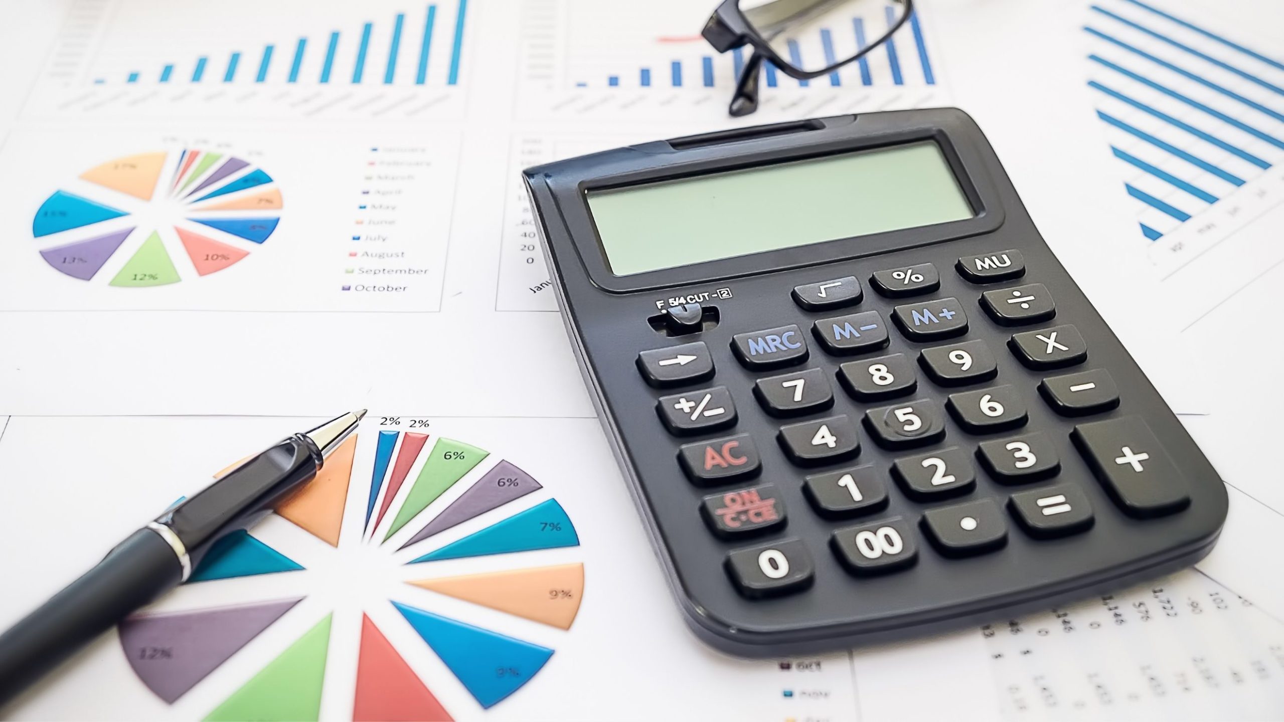 Government Budget Allocation in Thailand(การศึกษาเชิงประจักษ์ของความเชื่อมโยงระหว่างปัจจัยทางการเมืองกับการจัดสรรงบประมาณรายจ่ายของรัฐบาลไทยในระดับกระทรวง) 1 2557 รศ.ดร.ศาสตรา สุดสวาสดิ์ scaled